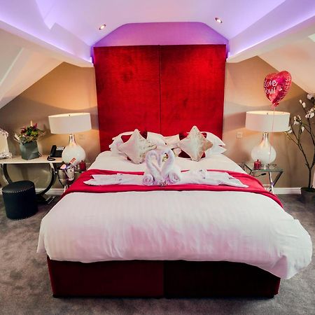 Aphrodites Group - Luxury Hot Tub Suites In Central Lake District! Bowness-on-Windermere Zewnętrze zdjęcie