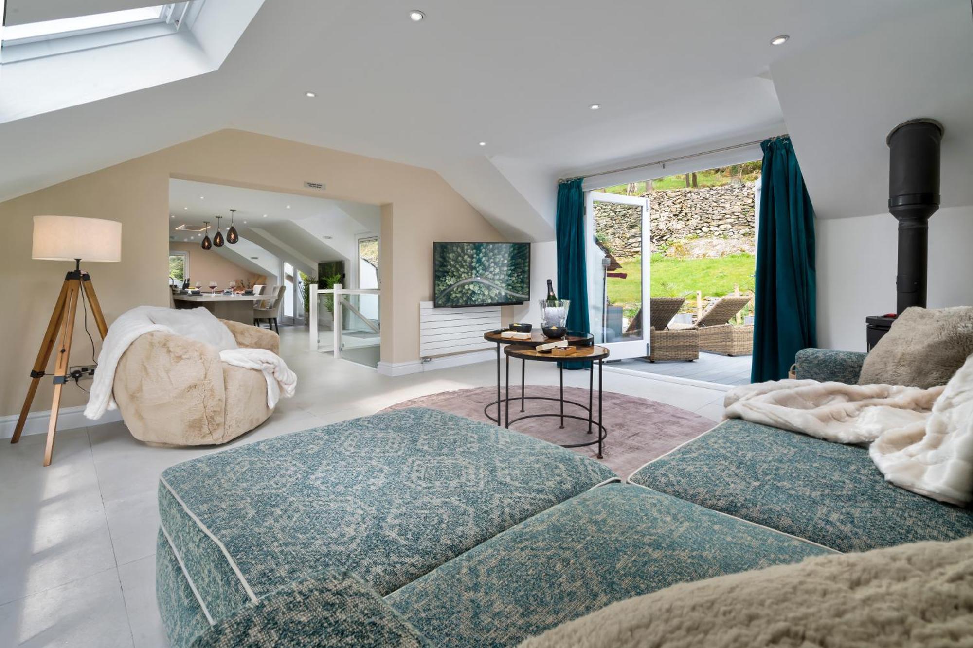 Aphrodites Group - Luxury Hot Tub Suites In Central Lake District! Bowness-on-Windermere Zewnętrze zdjęcie