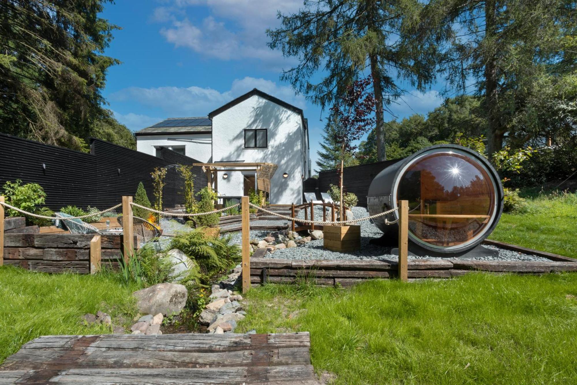 Aphrodites Group - Luxury Hot Tub Suites In Central Lake District! Bowness-on-Windermere Zewnętrze zdjęcie