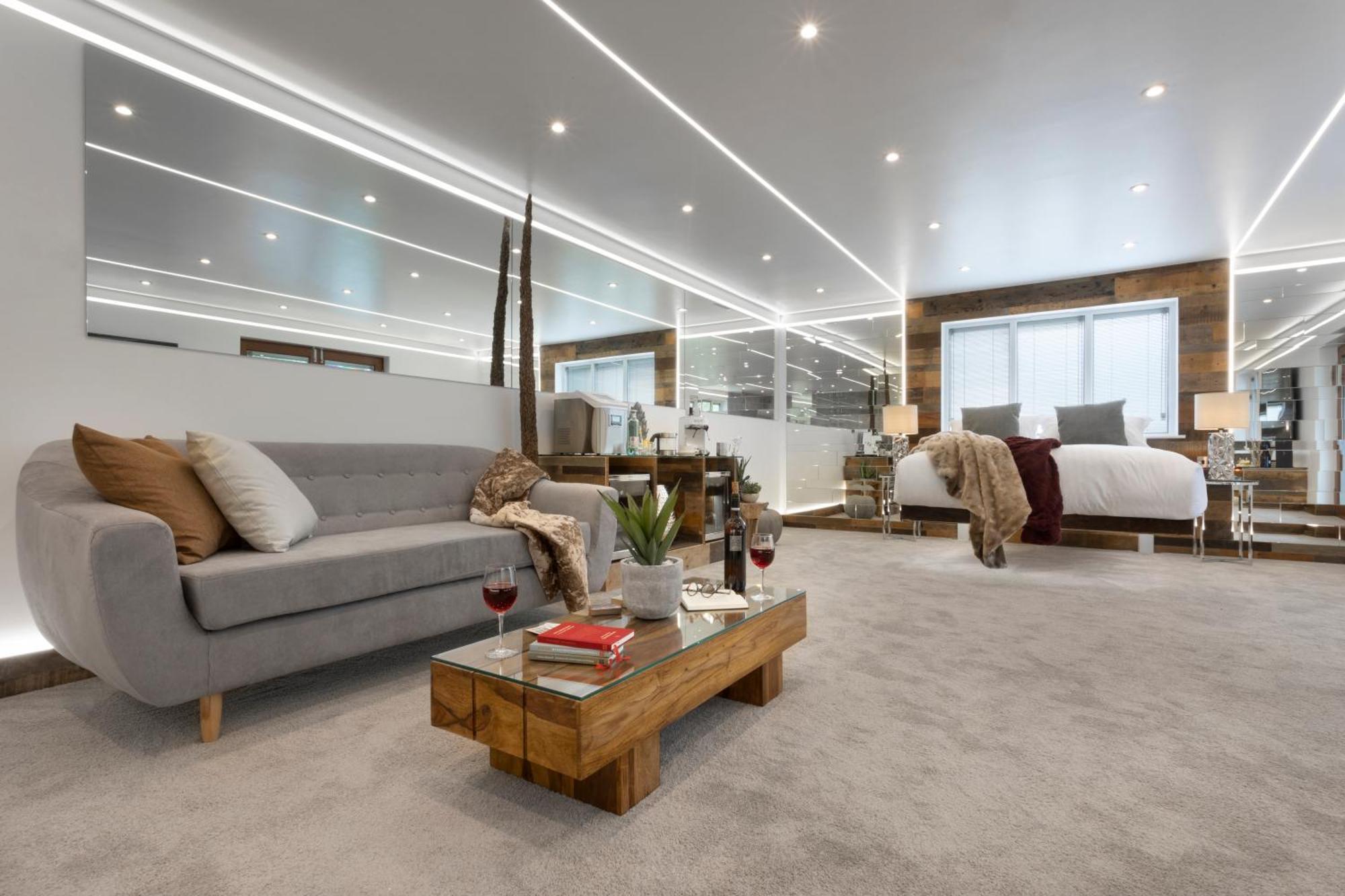Aphrodites Group - Luxury Hot Tub Suites In Central Lake District! Bowness-on-Windermere Zewnętrze zdjęcie