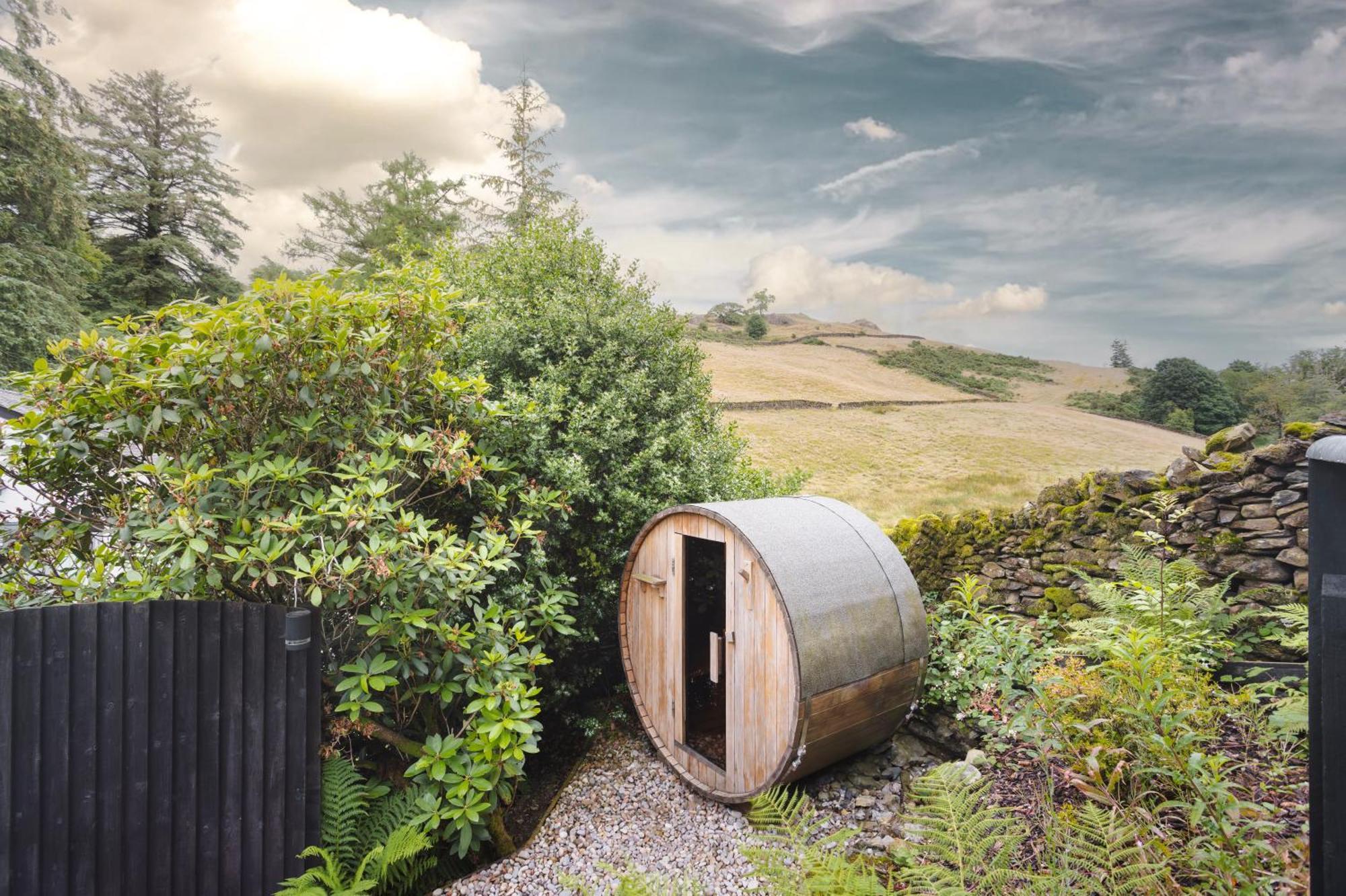 Aphrodites Group - Luxury Hot Tub Suites In Central Lake District! Bowness-on-Windermere Zewnętrze zdjęcie