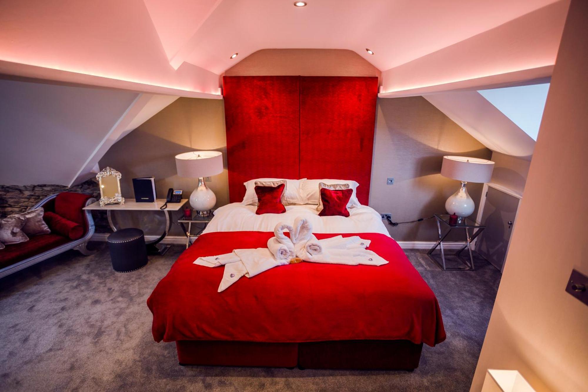 Aphrodites Group - Luxury Hot Tub Suites In Central Lake District! Bowness-on-Windermere Zewnętrze zdjęcie
