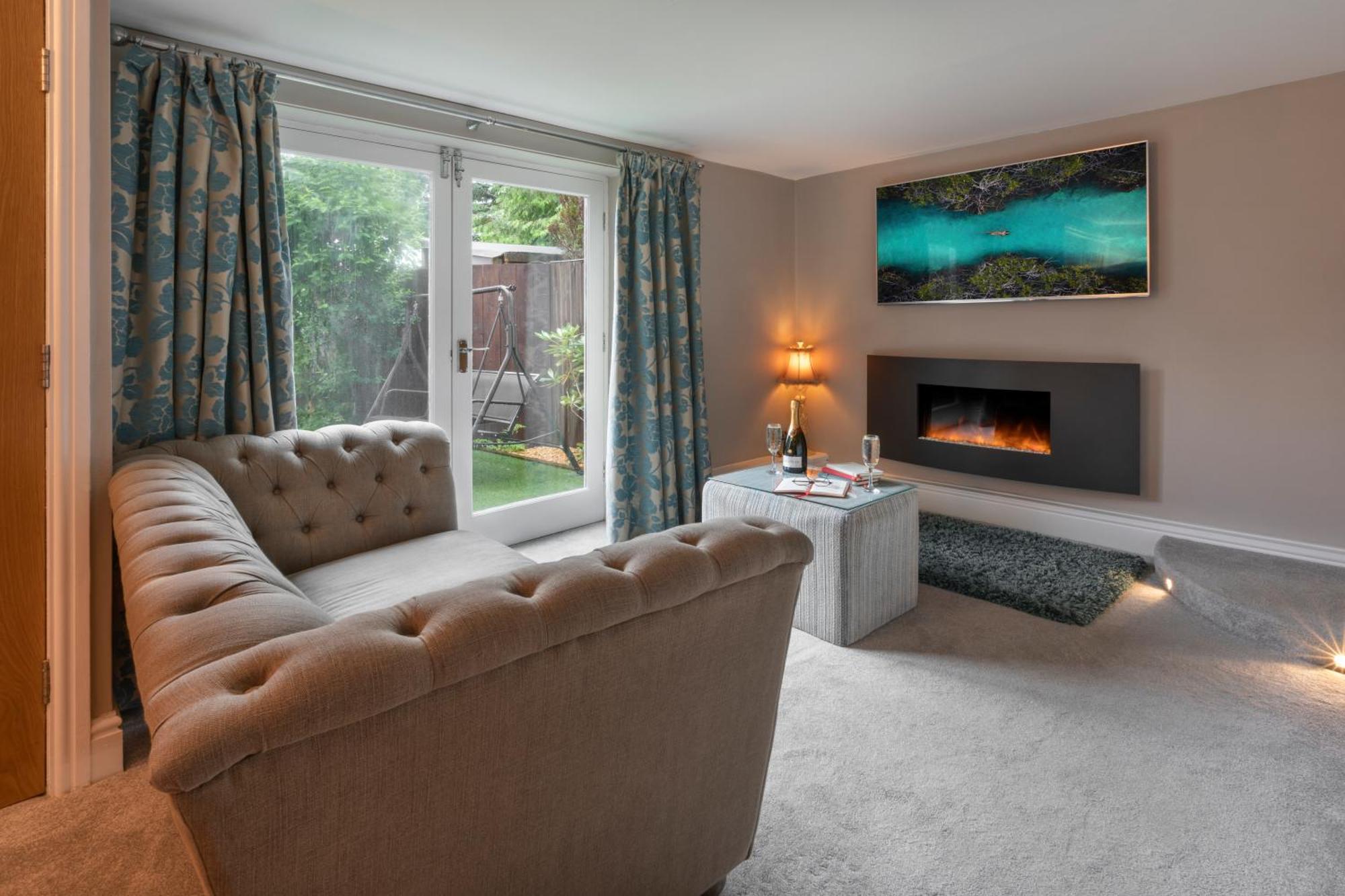 Aphrodites Group - Luxury Hot Tub Suites In Central Lake District! Bowness-on-Windermere Zewnętrze zdjęcie
